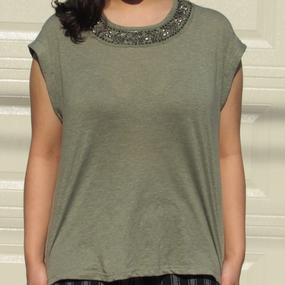 pimkie Tops - green top with jeweled collar!
